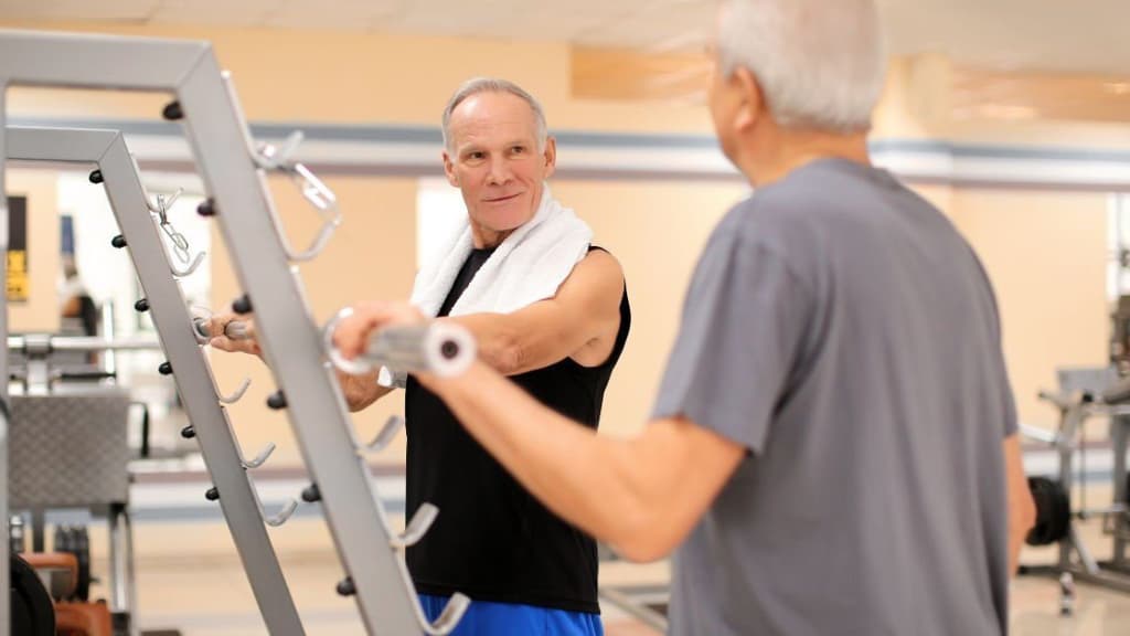 Spieren opbouwen na je 40e en 50e: zo werkt het